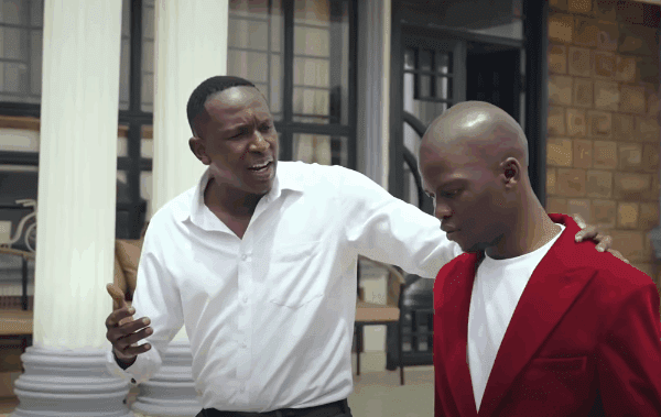 Comedian Jaymoh Decin Exposes Kenya’s Forex Gurus in Hilarious Skit Kenya's viral sensation Jaymoh Decin on set with Comedian YY. Picture/Courtesy