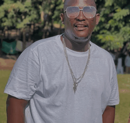 Susumila Teams Up With Watu Wazim For “Wanasubiri” Remix Yusuf Kombo alias Susumila is a Kenyan musician who enjoys massive following from the coastal region. Picture/Courtesy